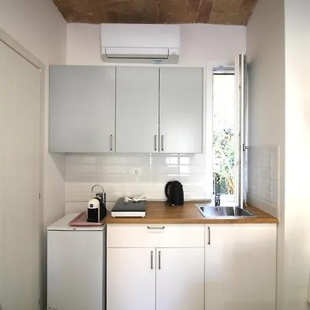 Coral Modern Design & Free Parking 아파트